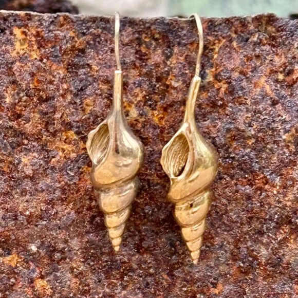 Vintage Gold over Sterling Silver Seashell Pierced Earrings - Picture 1 of 4